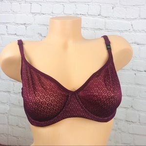 VS Victoria’s Secret Body by Victoria Lace Bra